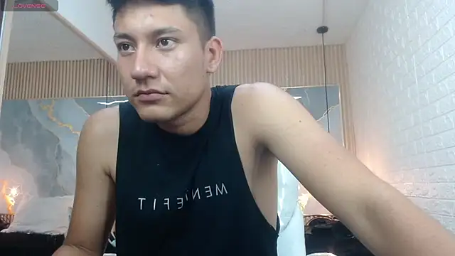 Snapshot of DominantBoy4 chatting on 7, 5, 2026 DominantBoy4 online show from 7, 5, 2026