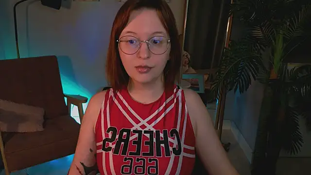 Snapshot of arizzzona_baby chatting on 8, 4, 2026 arizzzona baby online show from 8, 4, 2026