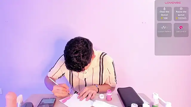 Snapshot of Tom_Parker_ chatting on 24, 3, 2026 Tom Parker online show from 24, 3, 2026