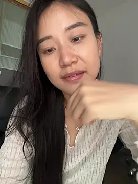 Snapshot of A-Kristen chatting on 12, 4, 2026 A-Kristen online show from 12, 4, 2026