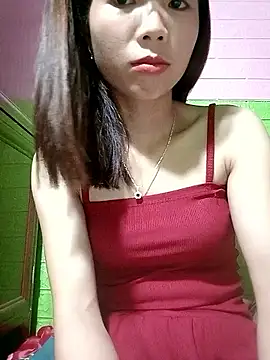 Snapshot of AmyLinee01 chatting on 18, 4, 2026 AmyLinee01 online show from 18, 4, 2026