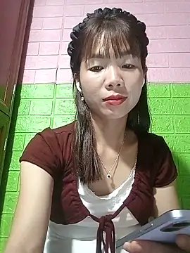 Snapshot of AmyLinee01 chatting on 2, 6, 2026 AmyLinee01 online show from 2, 6, 2026
