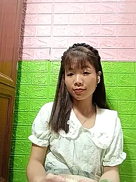 Snapshot of AmyLinee01 chatting on 19, 6, 2026 AmyLinee01 online show from 19, 6, 2026