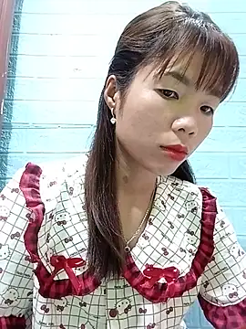 AmyLinee01 online show from 15, 7, 2026