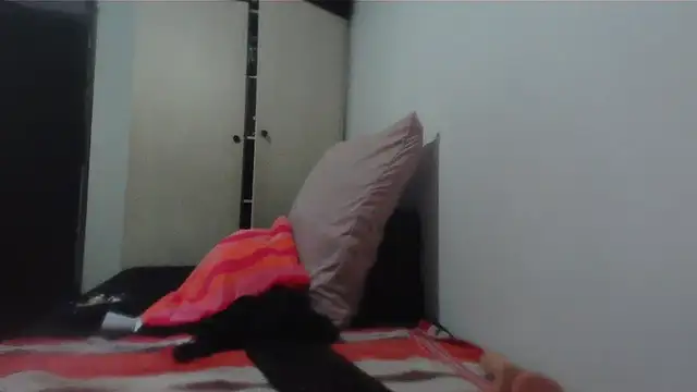 Lucia-boobs online show from 27, 5, 2026
