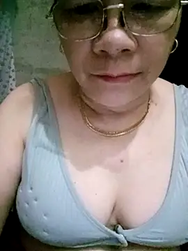 Snapshot of Funsexy1 chatting on 19, 4, 2026 Funsexy1 online show from 19, 4, 2026