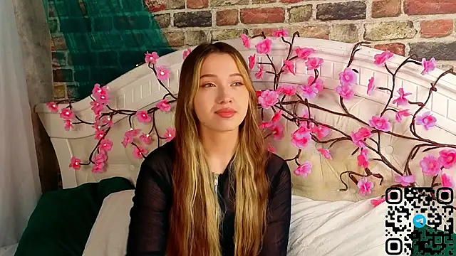 Snapshot of AnnaBerrys chatting on 11, 6, 2026 AnnaBerrys online show from 11, 6, 2026