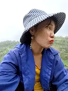 Snapshot of Ruby_Lucy chatting on 25, 3, 2026 Ruby Lucy online show from 25, 3, 2026