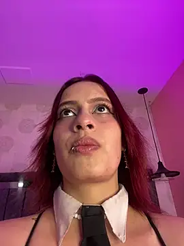 Snapshot of steffmontespink18 chatting on 25, 3, 2026 steffmontespink18 online show from 25, 3, 2026