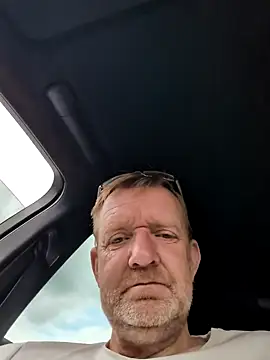 Notiesfuk online show from 8, 8, 2026