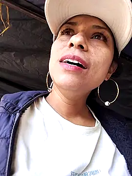 Snapshot of AngelicaStorms chatting on 11, 4, 2026 AngelicaStorms online show from 11, 4, 2026