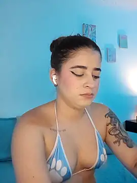 Snapshot of martina_connor1 chatting on 6, 5, 2026 martina connor1 online show from 6, 5, 2026