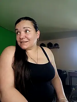 Snapshot of Zuleyka_69 chatting on 4, 5, 2026 Zuleyka 69 online show from 4, 5, 2026