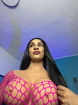 Snapshot of Honey__kiss chatting on 27, 7, 2026 Honey kiss online show from 27, 7, 2026