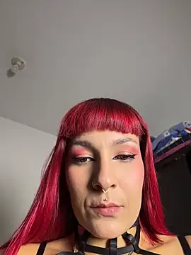 Snapshot of Amelie-RedHoney chatting on 27, 6, 2026 Amelie-RedHoney online show from 27, 6, 2026