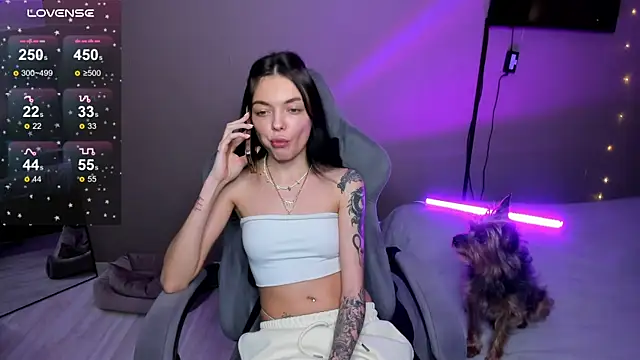 Snapshot of SweetMary_adam chatting on 9, 4, 2026 SweetMary adam online show from 9, 4, 2026