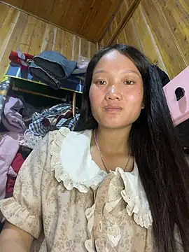 Snapshot of Jolinie chatting on 22, 4, 2026 Jolinie online show from 22, 4, 2026