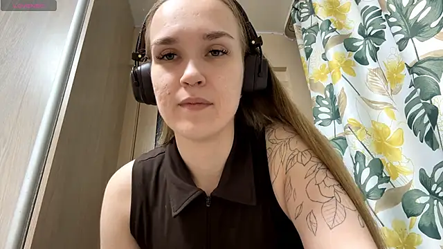 Snapshot of DenitaSpace chatting on 21, 4, 2026 DenitaSpace online show from 21, 4, 2026