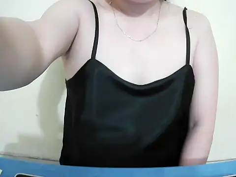 Snapshot of lusa_baby chatting on 23, 3, 2026 lusa baby online show from 23, 3, 2026