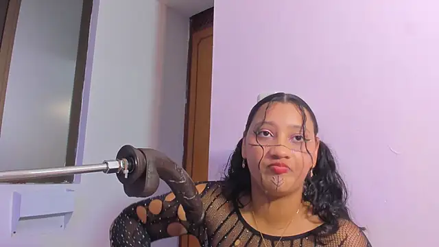 veronica bigass online show from 7, 6, 2026