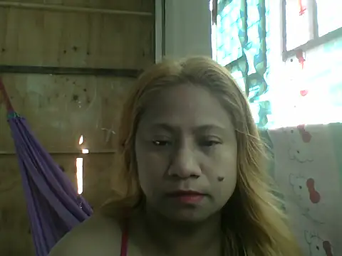 PinayChristine online show from 4, 4, 2026