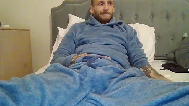 feetlovrr94 online show from 6, 4, 2026