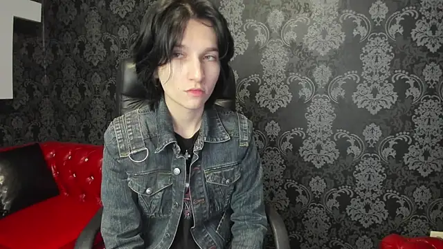 Snapshot of AdonBev chatting on 17, 5, 2026 AdonBev online show from 17, 5, 2026