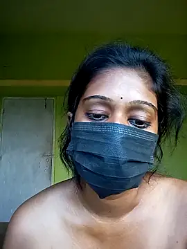 bannerjeesneha20 online show from 13, 4, 2026