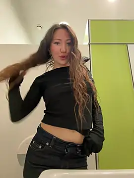 SaintSquirt online show from 23, 4, 2026
