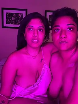 Snapshot of kamilah_rose chatting on 13, 4, 2026 kamilah rose online show from 13, 4, 2026