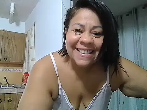 Snapshot of Veronica_missbigg chatting on 13, 5, 2026 Veronica missbigg online show from 13, 5, 2026