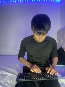 LYAN DYLAN online show from 26, 3, 2026