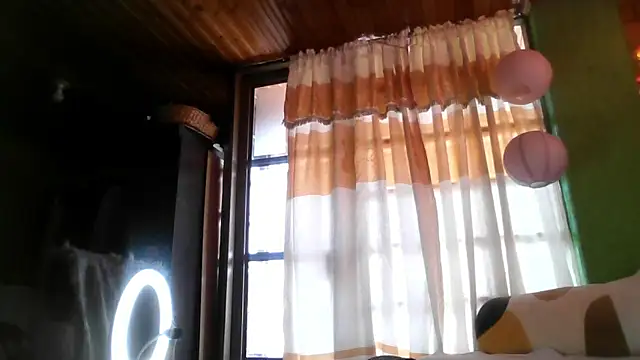 Snapshot of SusanCortez_ chatting on 18, 4, 2026 SusanCortez online show from 18, 4, 2026