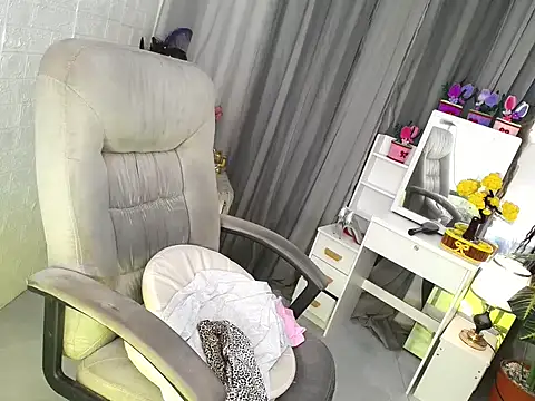 Yourgorgeousmarge online show from 4, 6, 2026