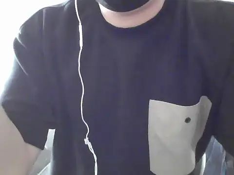 ZuJooo01 online show from 24, 3, 2026