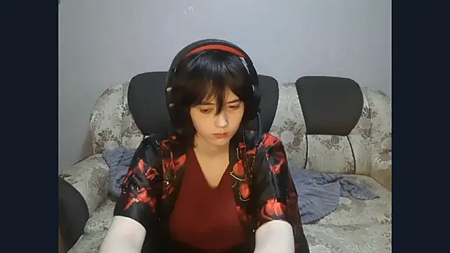 Snapshot of ShaynaLinley chatting on 23, 4, 2026 ShaynaLinley online show from 23, 4, 2026