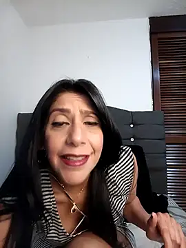 Snapshot of SamanthaRosse01_ chatting on 9, 4, 2026 SamanthaRosse01 online show from 9, 4, 2026