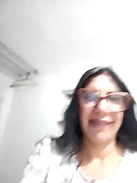Snapshot of SamanthaRosse01_ chatting on 17, 4, 2026 SamanthaRosse01 online show from 17, 4, 2026