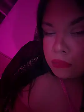 Snapshot of NicoleBBigAss chatting on 20, 5, 2026 NicoleBBigAss online show from 20, 5, 2026