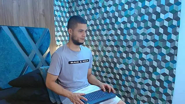 Snapshot of Joaho_Fernandez chatting on 24, 6, 2026 Joaho Fernandez online show from 24, 6, 2026