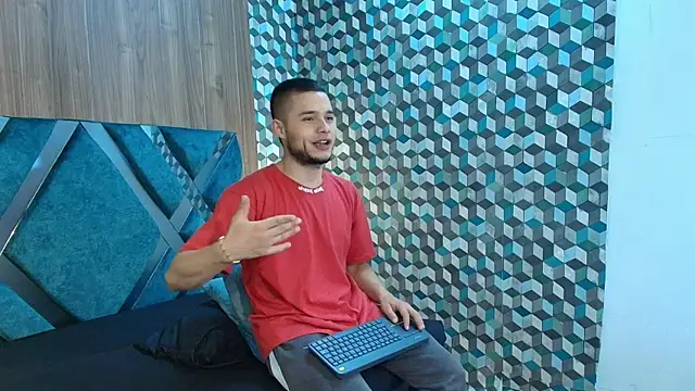 Snapshot of Joaho_Fernandez chatting on 16, 7, 2026 Joaho Fernandez online show from 16, 7, 2026