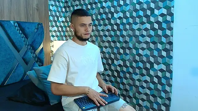 Snapshot of Joaho_Fernandez chatting on 24, 7, 2026 Joaho Fernandez online show from 24, 7, 2026