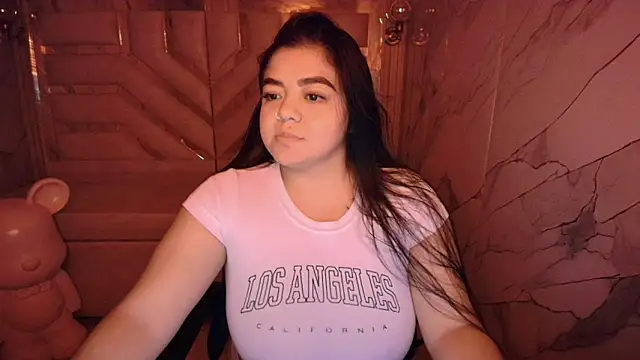 luna  r  online show from 25, 4, 2026