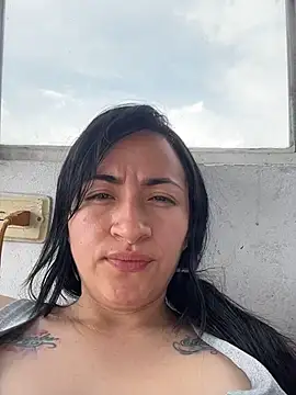 Snapshot of kimberly_peter chatting on 21, 4, 2026 kimberly peter online show from 21, 4, 2026