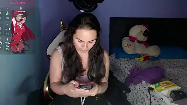 kyra sol online show from 27, 3, 2026