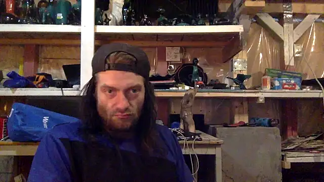 Snapshot of hairyhungnaughtyguy chatting on 16, 4, 2026 hairyhungnaughtyguy online show from 16, 4, 2026