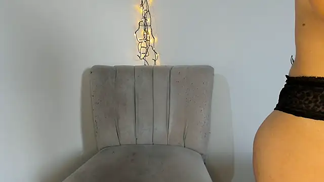 Snapshot of Carolina_Latin chatting on 12, 5, 2026 Carolina Latin online show from 12, 5, 2026