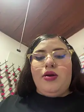 Snapshot of kitty__pinnk chatting on 29, 3, 2026 kitty pinnk online show from 29, 3, 2026