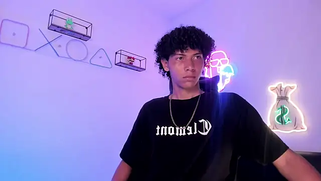 Snapshot of Eletry_01 chatting on 27, 3, 2026 Eletry 01 online show from 27, 3, 2026