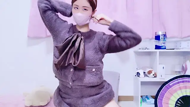 Snapshot of Iroha_1110 chatting on 3, 4, 2026 Iroha 1110 online show from 3, 4, 2026